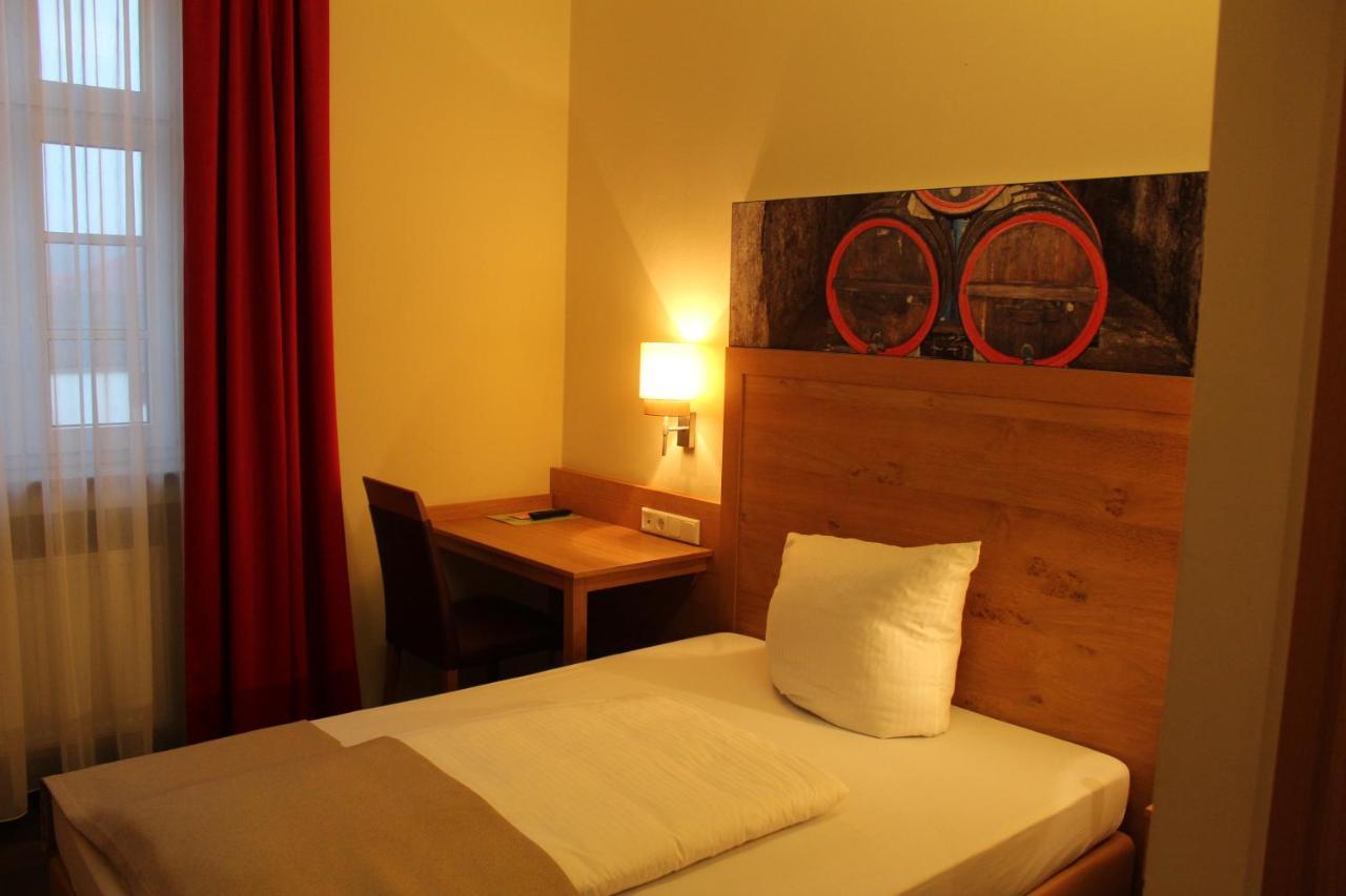 Hotel Brauereigasthof Amberger Kosching Εξωτερικό φωτογραφία
